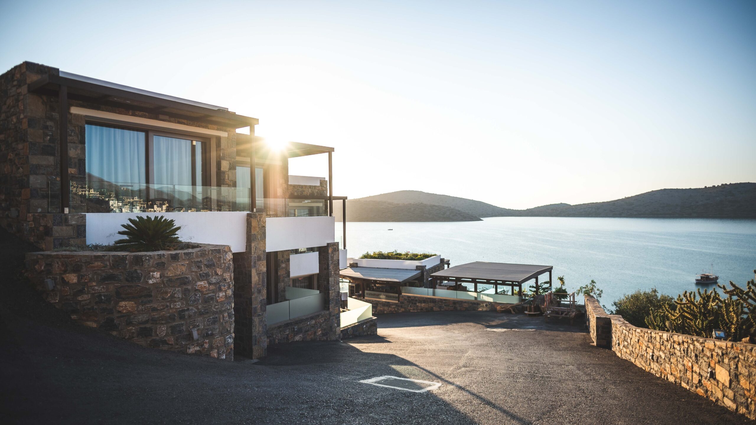 Read more about the article 4 Reasons Why Realtors Must Use YouTube –  The Power of Video Marketing